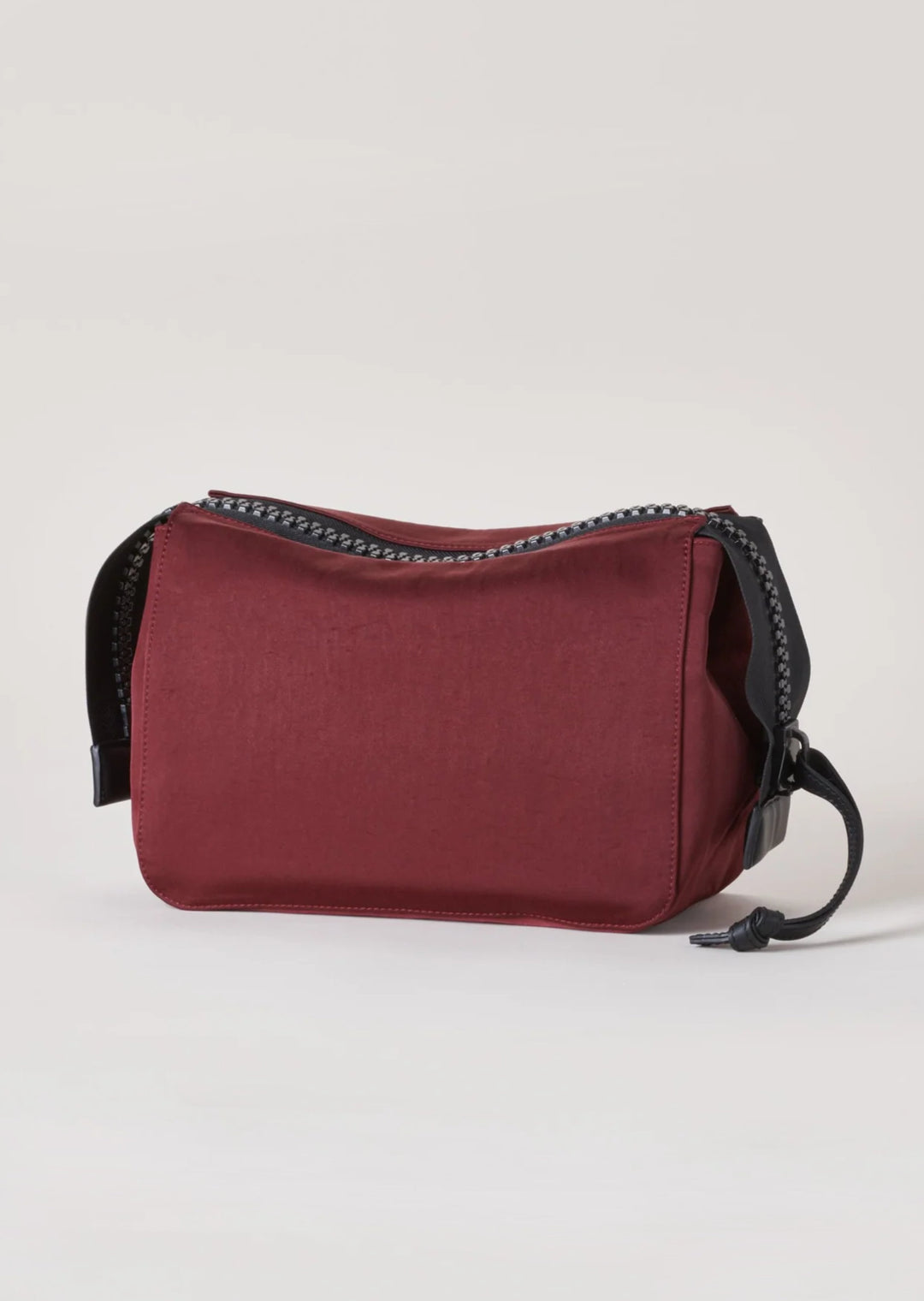 Bag Essential | Harmin Jam Handbags
