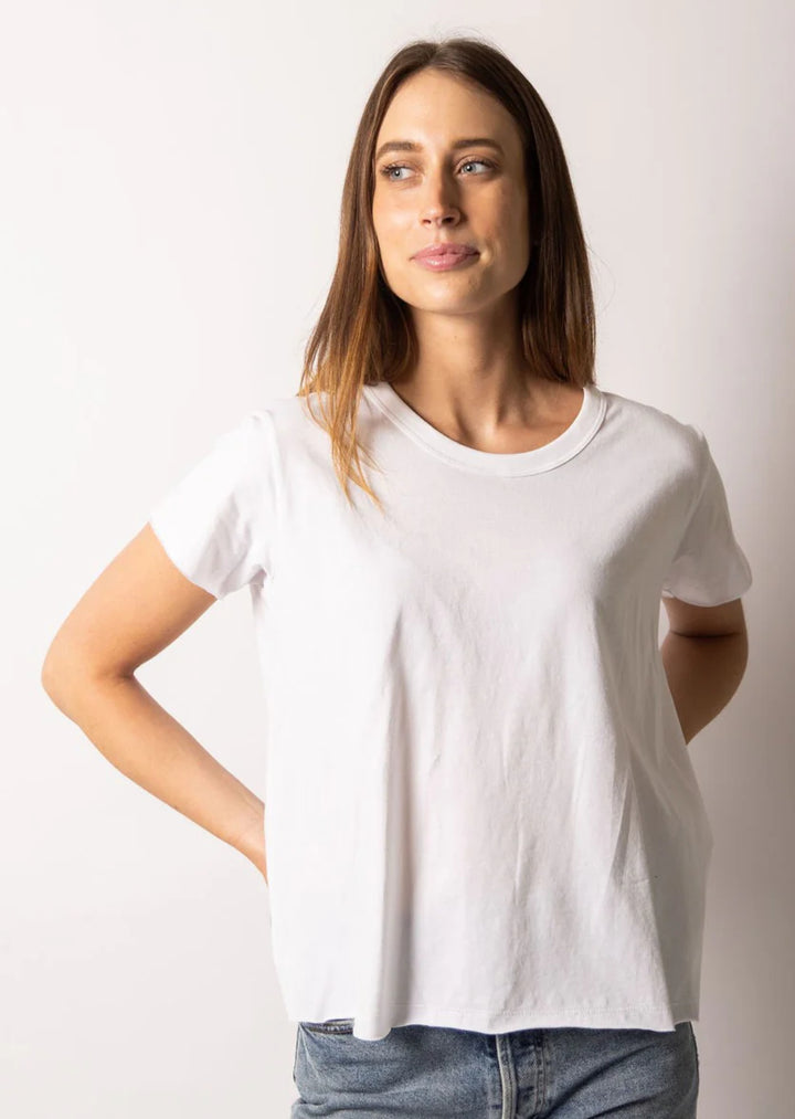 Samantha Tee White | Leallo Shirts & Tops