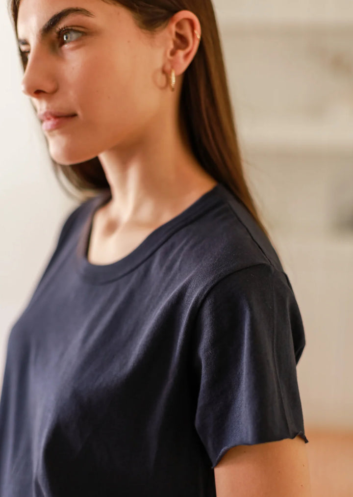 Samantha Tee Black | Leallo Shirts & Tops