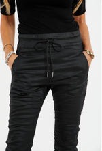 Bevy Flog Shelly Black Drawstring Pant